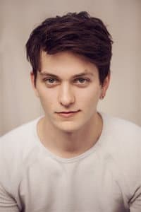 Nicolas Godart in Iris et les hommes