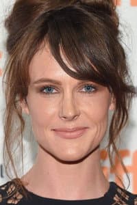 Carolina Bartczak in The Voices of Our Mother