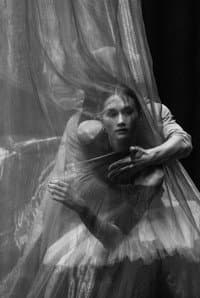 Klara Mårtensson in Hedda Gabler - The Norwegian National Ballet