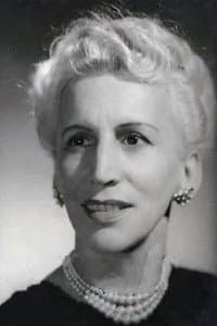 Margarita Robles in Altar mayor