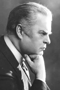 Edwards Davis in High Steppers