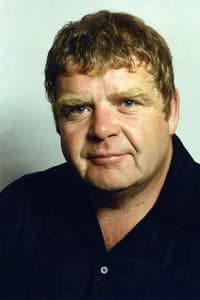 Geoffrey Hughes in The Memoirs of Hyacinth Bucket