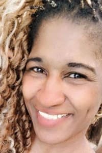 Eliane da Silva in Entrevista com a Bruxa