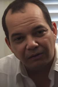 Néstor Jiménez Rodríguez in Dos veteranos