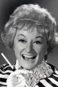 Phyllis Diller in Rowan & Martin at the Movies