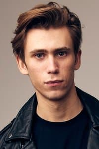 Owen Teague in Kingdom of the Planet of the Apes