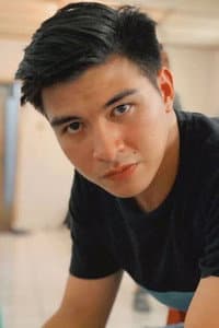 Joshua Otay in Biduan Dangdut Bau Kambing