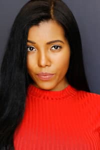 Mariel Suarez in EDGES - the borders that define us