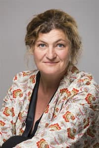 Julie Brochen in Jeanne, Marie et les autres