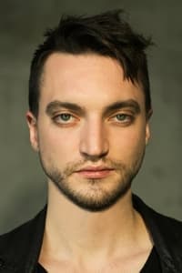 Richard Harmon in The Clinic