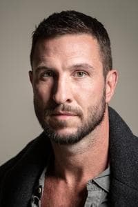 Pablo Schreiber in Lorelei