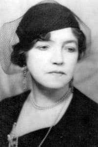 Maire O'Neill in Riders to the Sea