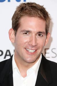 Eric Szmanda in Shangri-La: Near Extinction