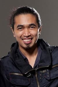 Max Celada in Dormitoryo: Mga Walang Katapusang Kwarto