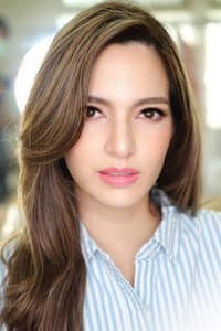 Nia Ramadhani in Suster Ngesot