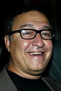 Dom Irrera in Rodney Dangerfield: Nothin' Goes Right