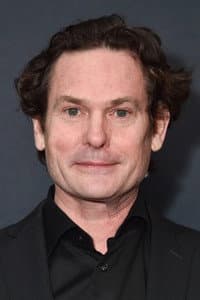 Henry Thomas in Sam & Kate