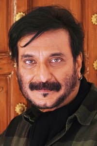 Milind Gunaji in Savaari