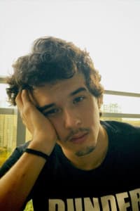 Lucas Sá in Ninguém Pode te Culpar