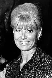 Sheila MacRae in The Secret War of Jackie's Girls