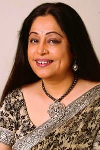 Kirron Kher in Kabhi Alvida Naa Kehna