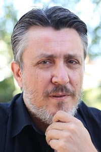 Cüneyt Uzunlar in Sıcak Kafa