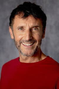 Carlos Chamarro in Verde pistacho