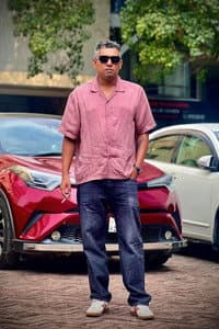 Emel Haque in Jahan