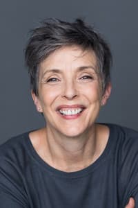 Julie Saint-Pierre in La vengeance de la femme en noir