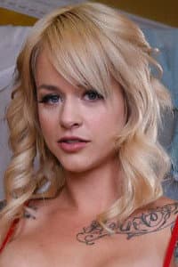 Sammie Six in Blowjob Bangers