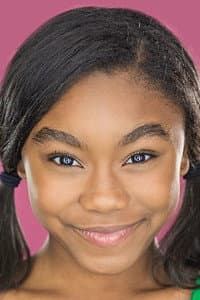 Sydney Thomas in Mae and the Sphere