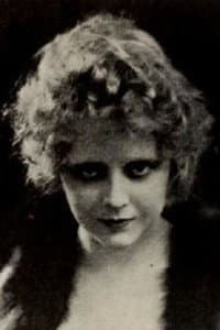 Violet Palmer in Her Man