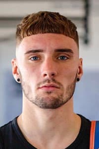 Lewis Sylvester in Hamzah Sheeraz vs. Liam Williams