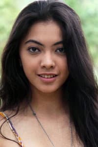Cinta Dewi in Ada Hantu Di Vietnam