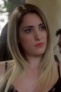 Nara Burgos in El Sexoservidor 5