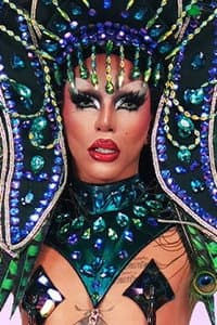 Ruby Nox in Quando Você Vem Me Visitar