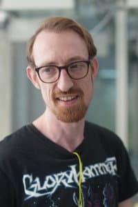 Emanuel Devers in Unter Pflanzen – Ein Perspektivenwechsel