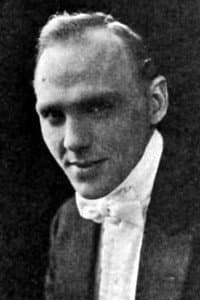 O.A.C. Lund in The Link in the Chain