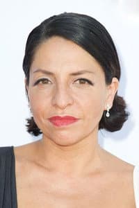 Veronica Falcón in Besos de azúcar