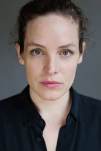 Katharina Lorenz in Corsage
