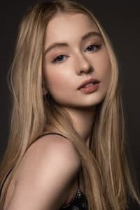 Lacey Oake in Before I Change My Mind