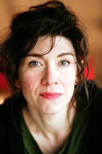 Nathalie Lacroix in Une habitude de jeune homme
