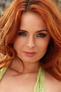 Ashlee Graham in Pretty Petite