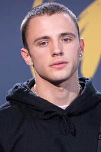 Iván Pellicer in Inútil