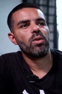 Robson in A quem interessar possa, Esta vida invertida