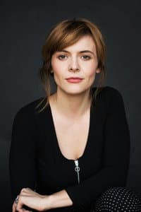 Alexa-Jeanne Dubé in Inbox