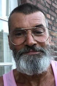 Erik Schiødt in Sanne - et portræt af hele Danmarks rockmama