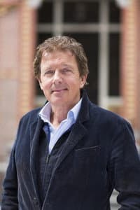 Robert ten Brink in De Grote Sinterklaasfilm: Stampij in de bakkerij