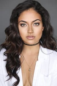 Inanna Sarkis in The Red Mask