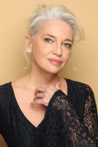 Yolanda Maure in Entre hermanos